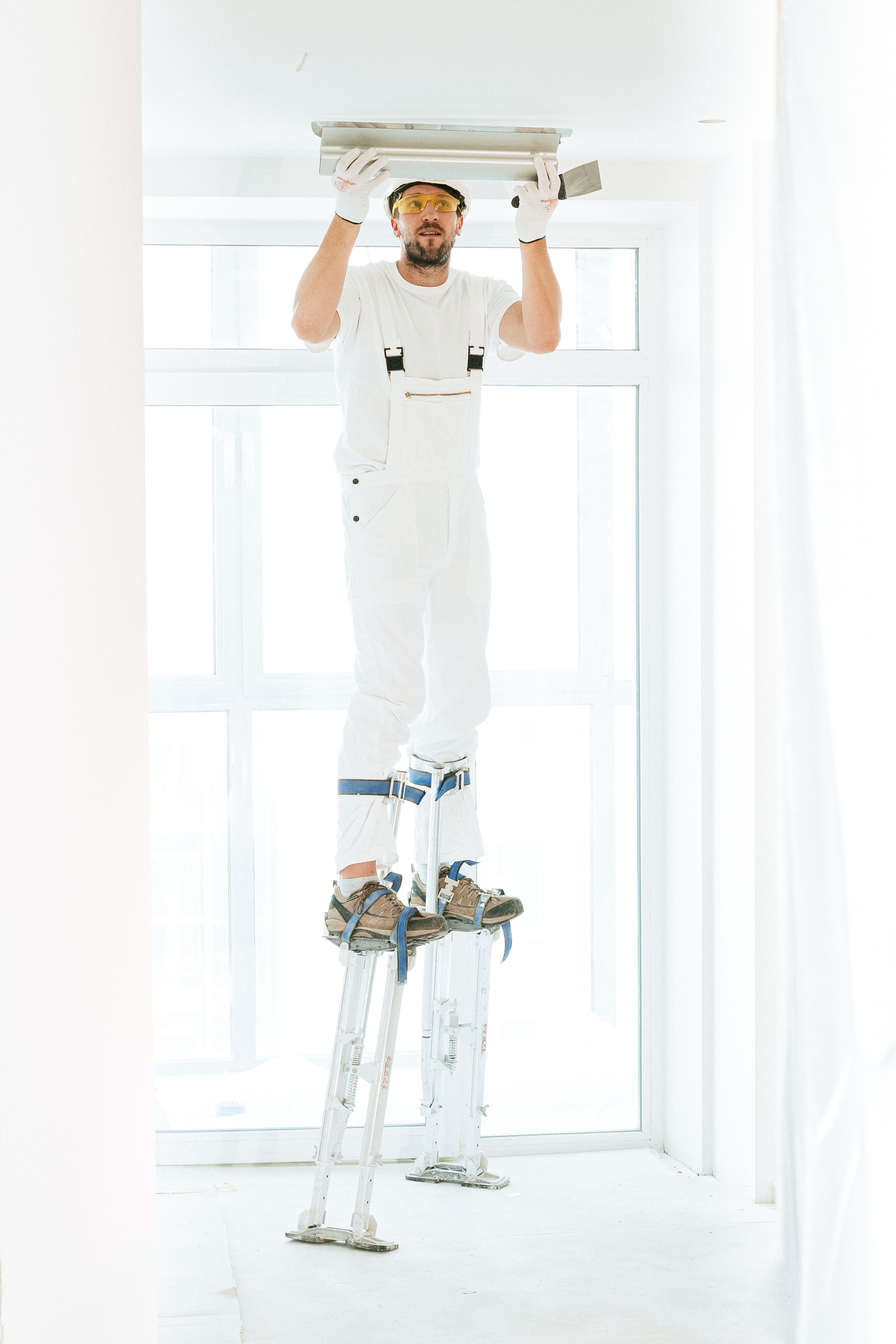 Metal framing installation for commercial interior